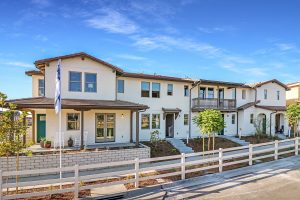 This end unit at Anacapa is ideal for those looking for attached new homes in Ventura.